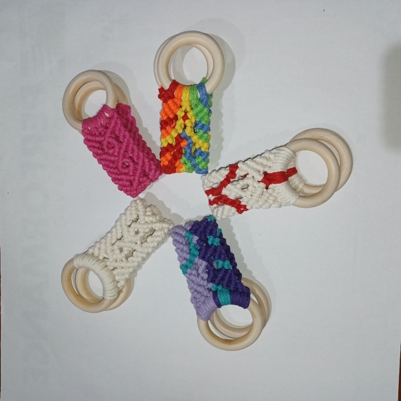 Hand Kitchen Towel Wooden Holder Boho Macrame Puschia Pink - Picture 8 of 11